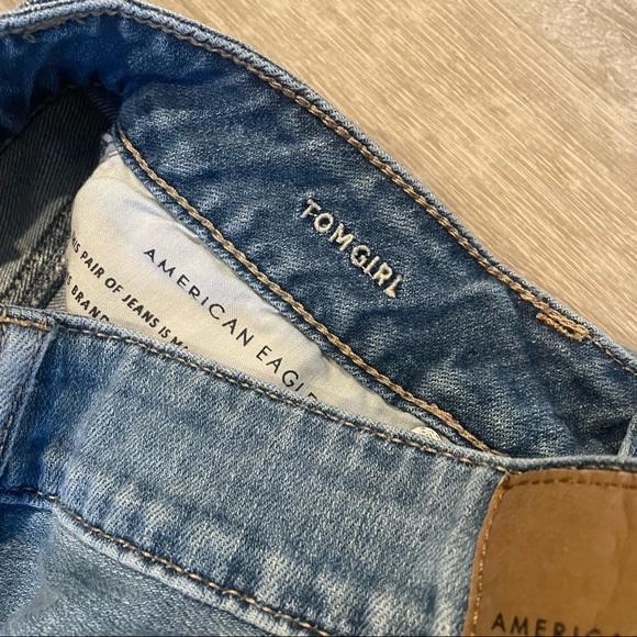 American Eagle TomGirl Jeans Size 4 - Picture 2 of 4